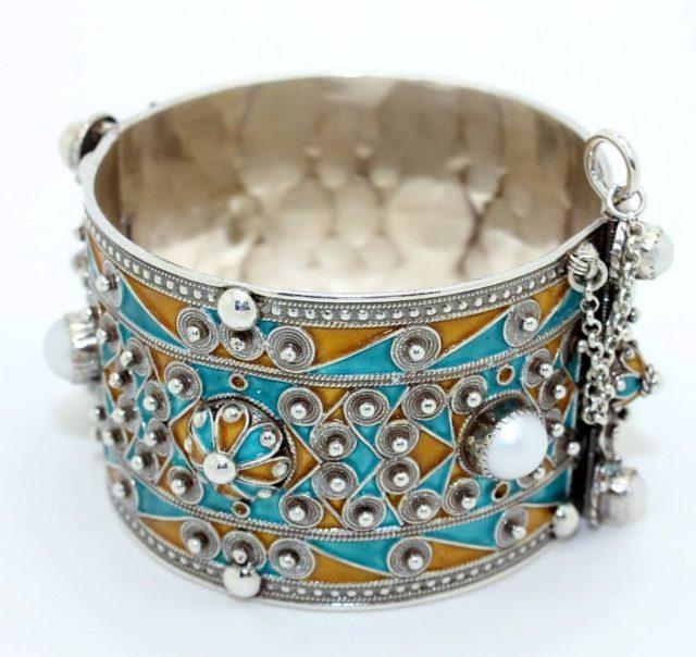 La beauté des bijoux kabyles dans une collection de 10 photos 17 La beaute%CC%81 des bijoux kabyles dans une collection de 10 photos 20