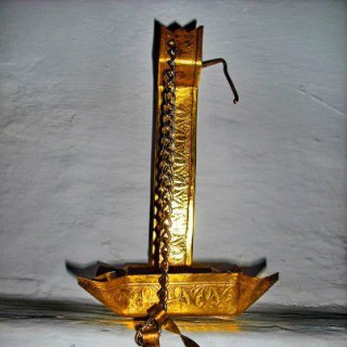 Mawlid Ennabaoui en Algérie : La tradition d'Inarène pour célébrer le Mouloud à Ben-Isguen 3 Ine%CC%80ren Lampe a%CC%80 lhuile