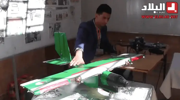 Un jeune de Tamanrasset fabrique un drone capable de surveiller les niveaux de gaz et dhumidité