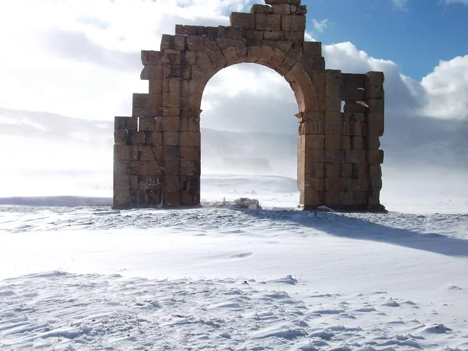 Batna La beaute des ruines de Lambese sous la neige PHOTOS 2
