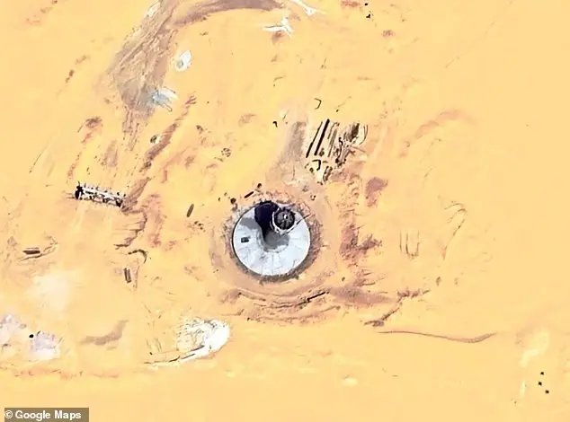 Une base d’énergie verte confondue avec un OVNI dans le Sud algérien 3 ONVI