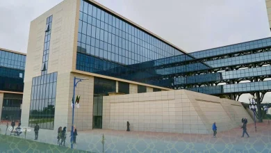 L’Algérie impose un dossier médical complet aux étudiants internationaux 20 Étudiants internationaux