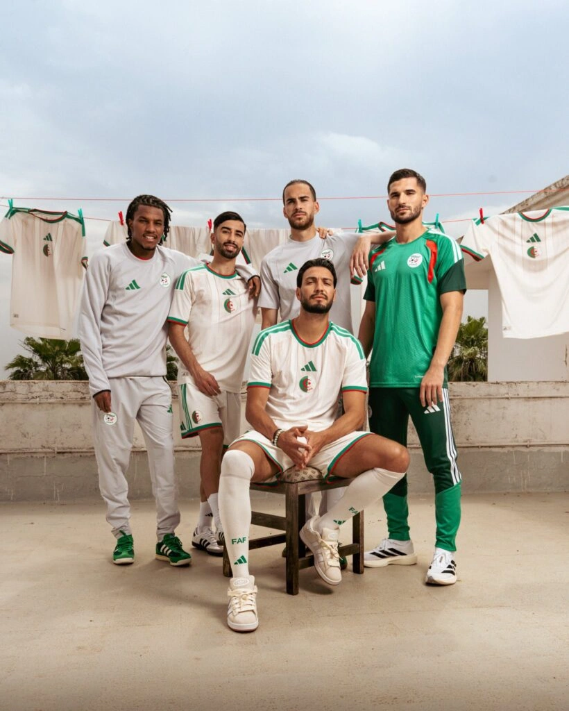 Adidas dévoile la tenue 2026 de l’Algérie : un hommage au zellige 4 Maillot de l'équipe d'Algérie 2026